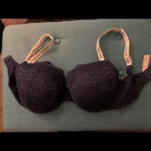 Victoria’s Secret Push Up bra 38DD